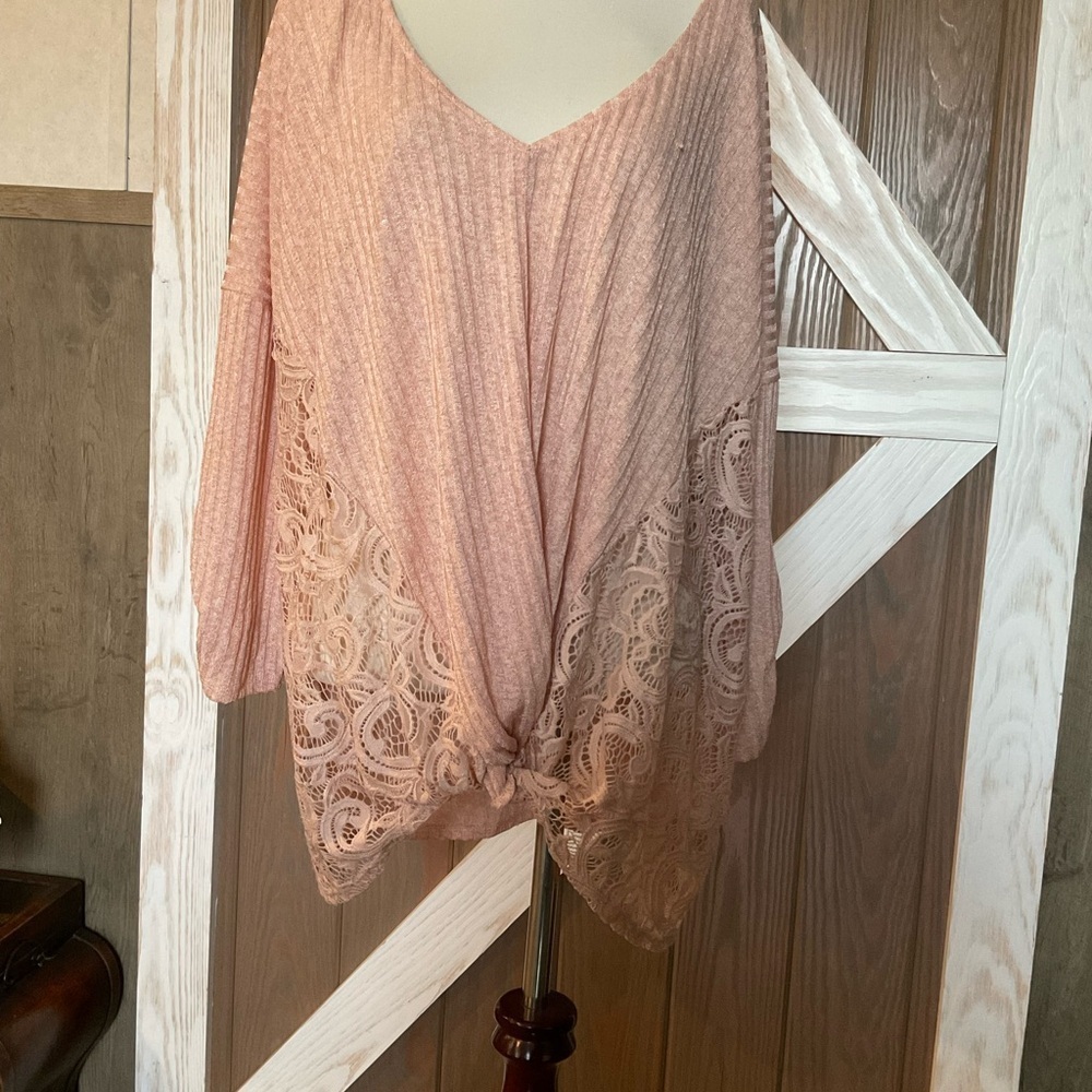 Charming Charlie Blush Lace Top. Tie on bottom. P2P 33 length 28. SIZE 2X, EUC - Picture 3 of 5